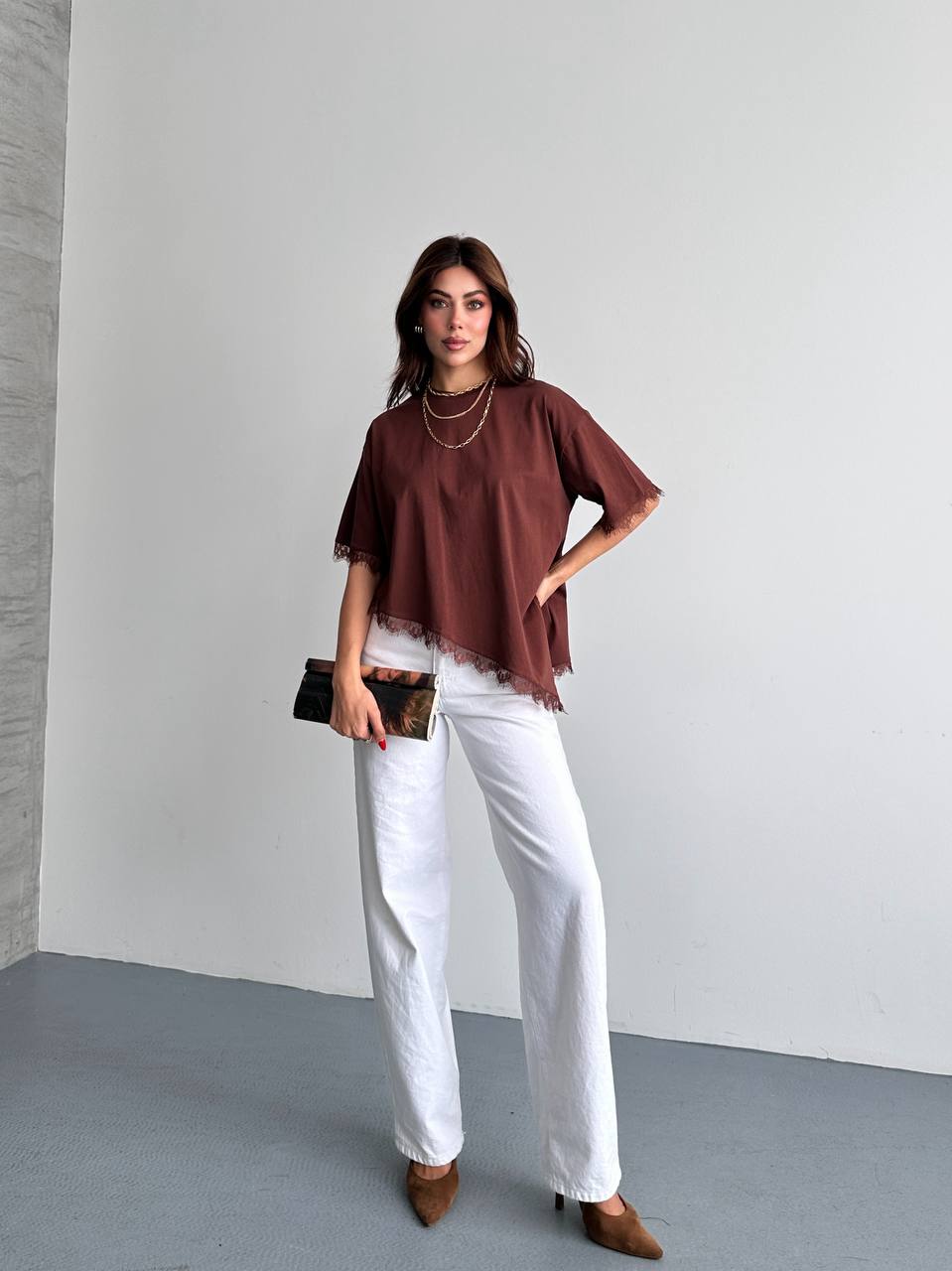 Dantel Detaylı Asimetrik Basic T-Shirt