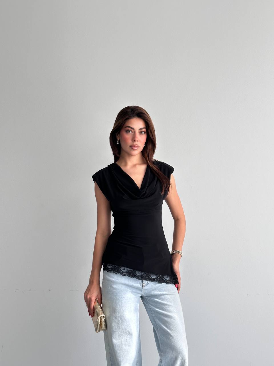 Drapeli Dantel Detaylı Bluz