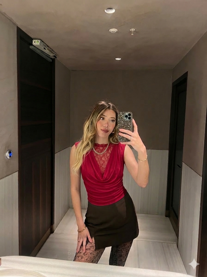 Dantel Detaylı Şık Drapeli Bluz