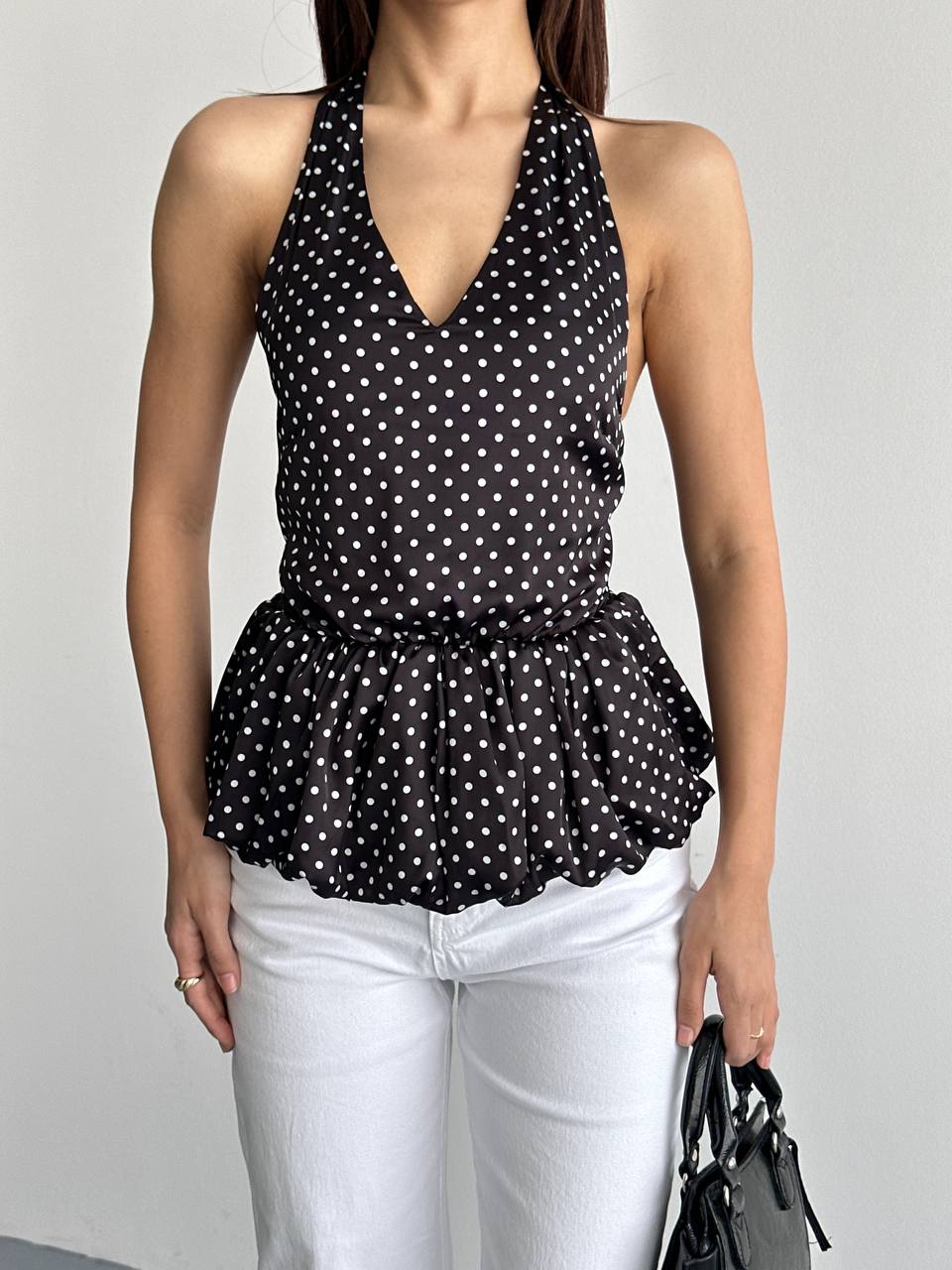 Halter Yaka Puantiyeli Volan Detaylı Bluz