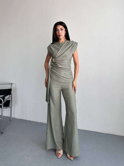 Drapeli Toka Detaylı Bluz Pantolon Takım