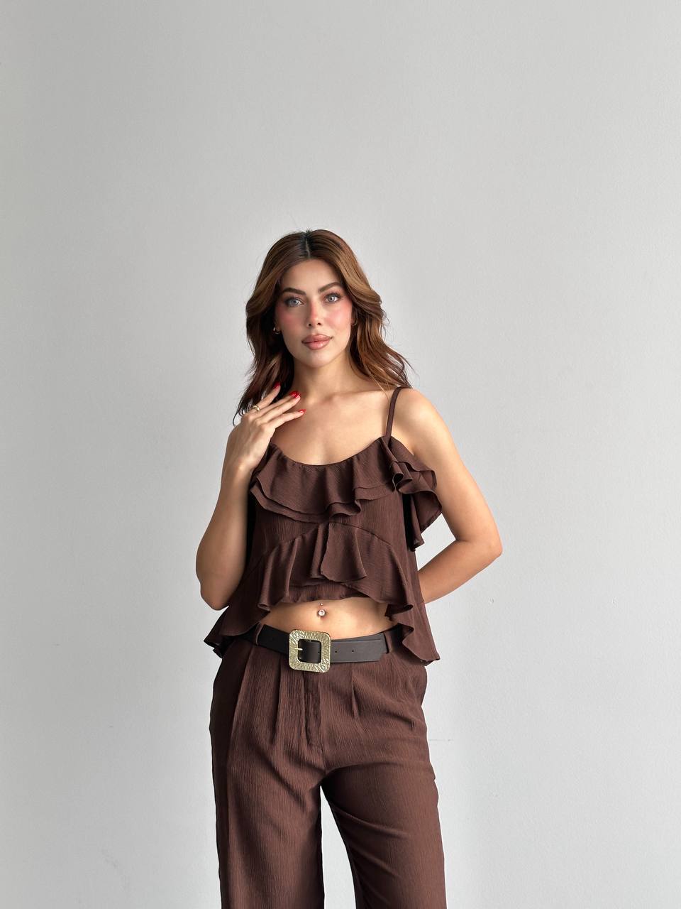 Fırfır Detaylı Askılı Bluz Pantolon Takım