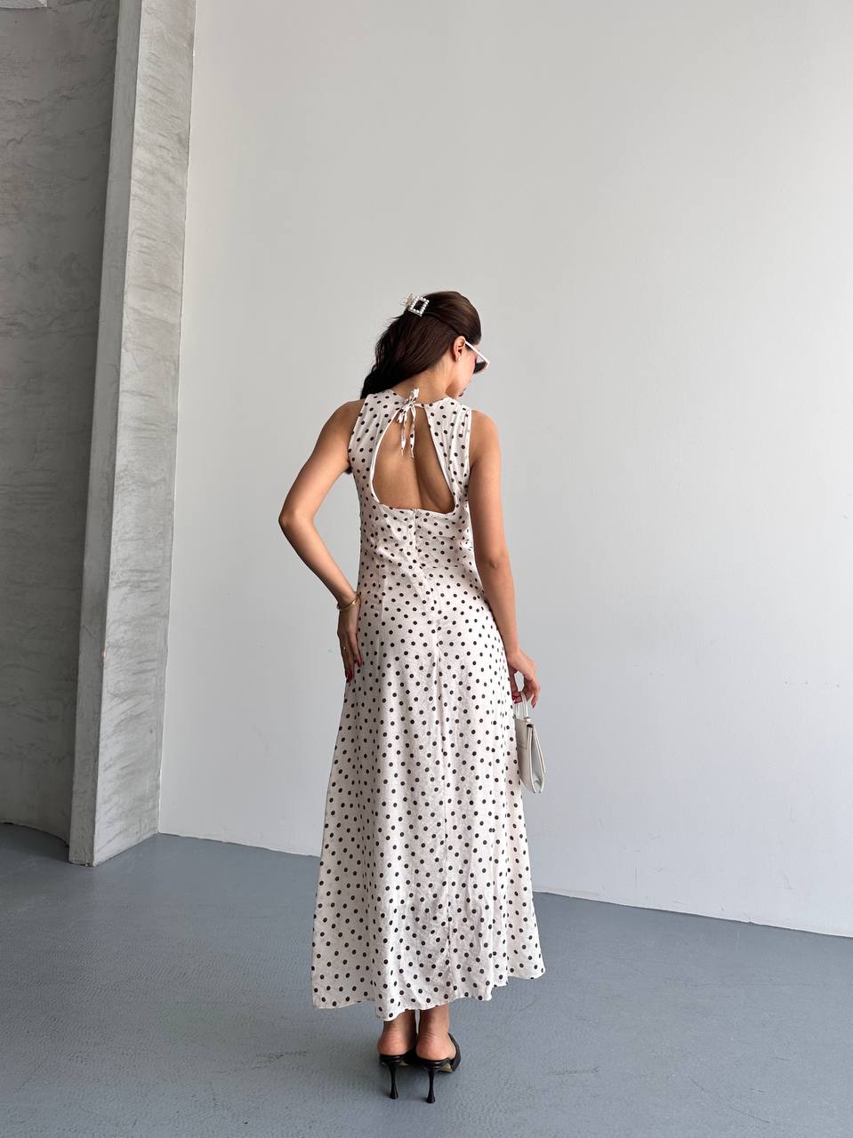 Puantiyeli Halter Yaka Maxi Elbise