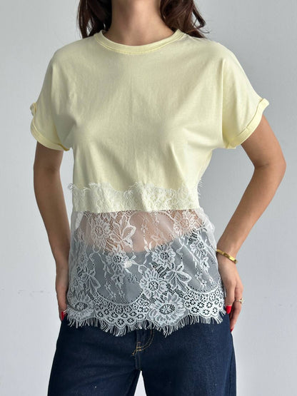 Dantel Detaylı Basic T-Shirt