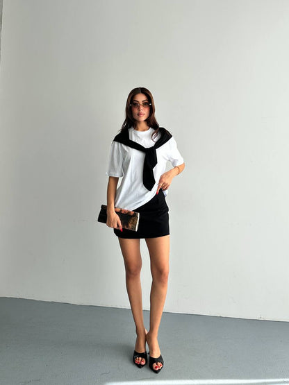 Basic T-Shirt Şal Detaylı Tasarım
