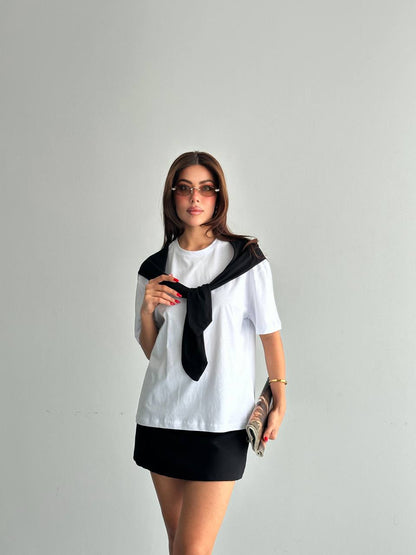 Basic T-Shirt Şal Detaylı Tasarım