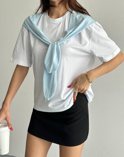 Basic T-Shirt Şal Detaylı Tasarım