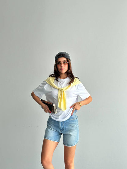 Basic T-Shirt Şal Detaylı Tasarım