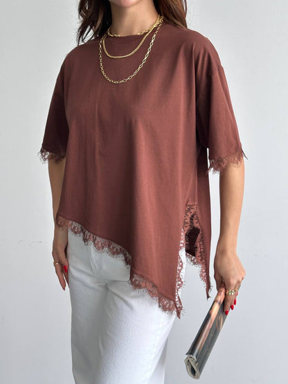Dantel Detaylı Asimetrik Basic T-Shirt