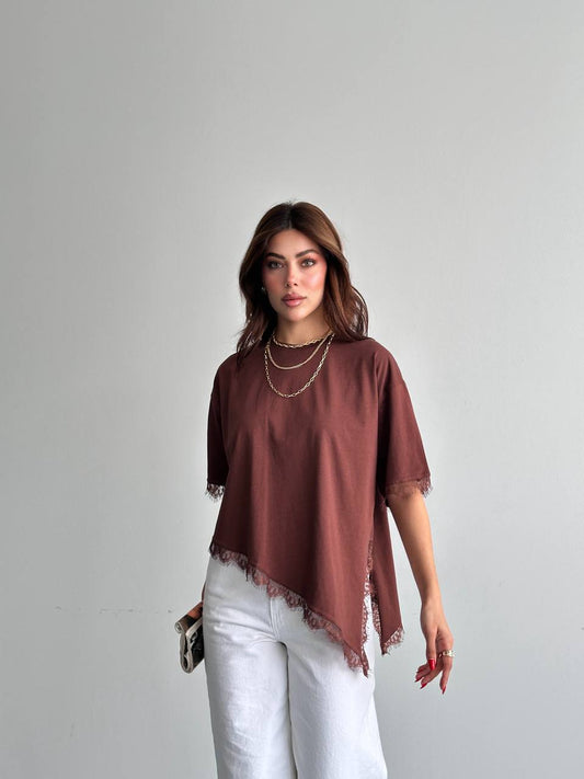 Dantel Detaylı Asimetrik Basic T-Shirt