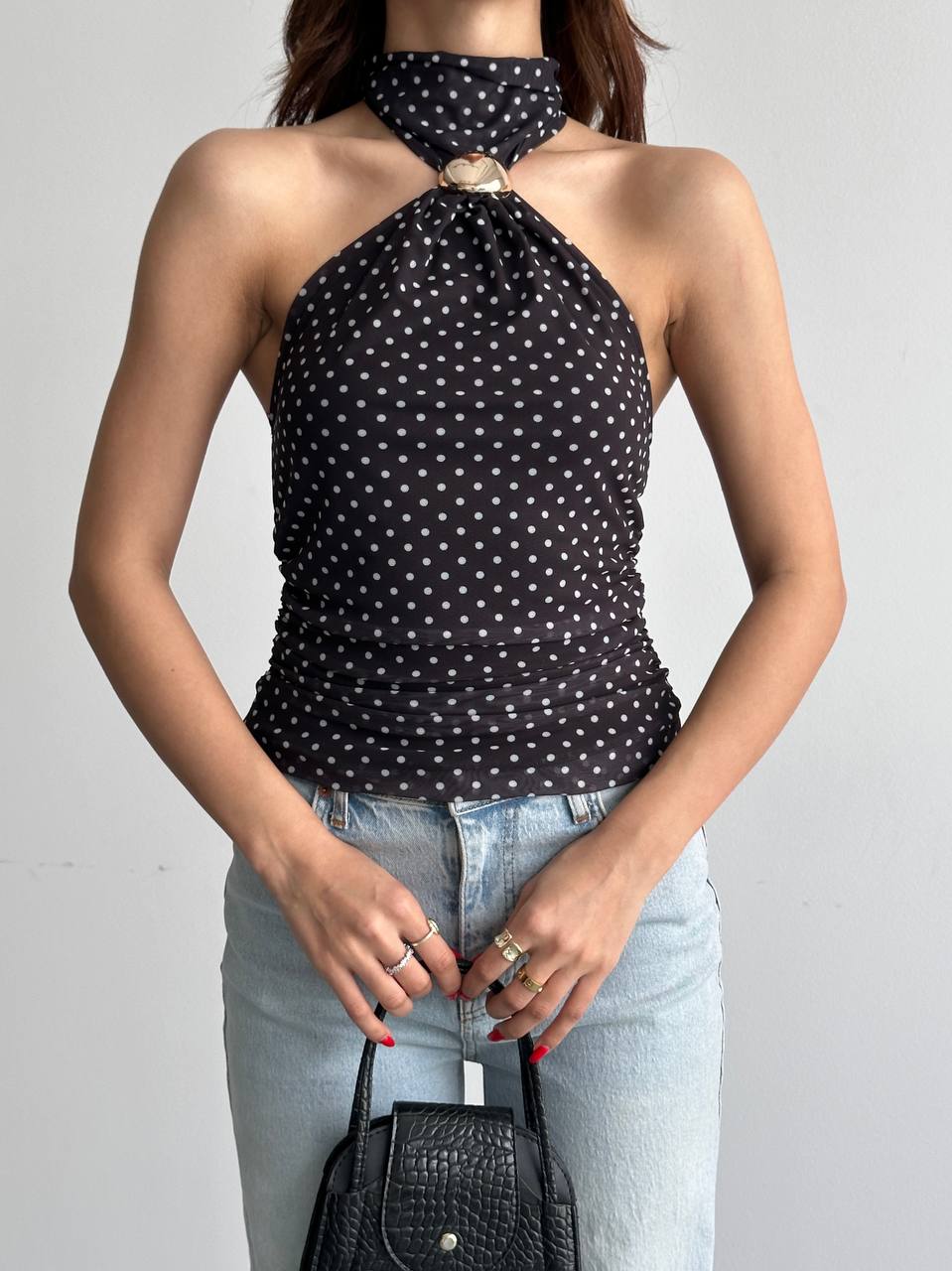 Puantiyeli Halter Yaka Bağlama Detaylı Bluz