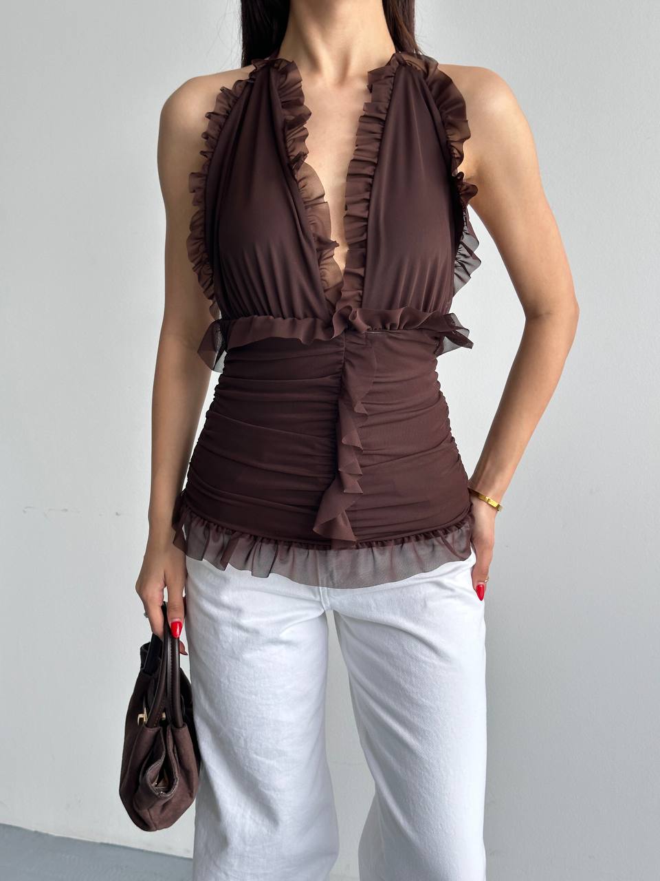 Fırfır Detaylı Halter Yaka Bluz