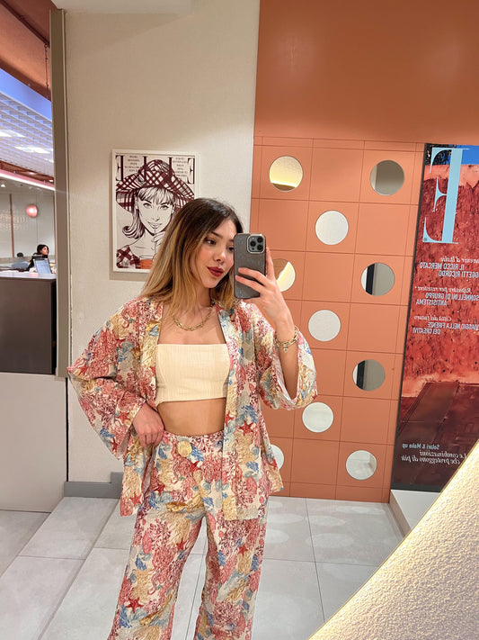 Çiçek Desenli Kısa Kimono Pembe